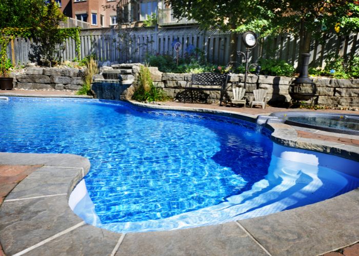 Custom Pools Gallery Page (11)